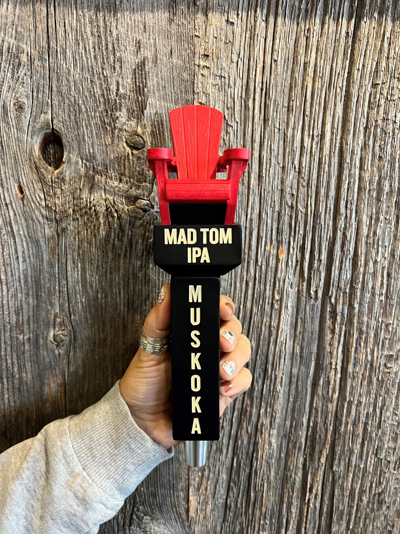Tap Handle - Mad Tom IPA